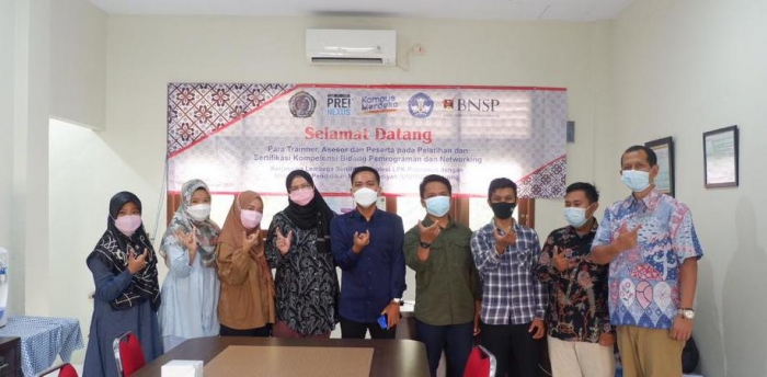 UNIMUDA Sorong Utus 6 Orang Dosen PTI Ikuti Sertifikasi Profesi di Bekasi