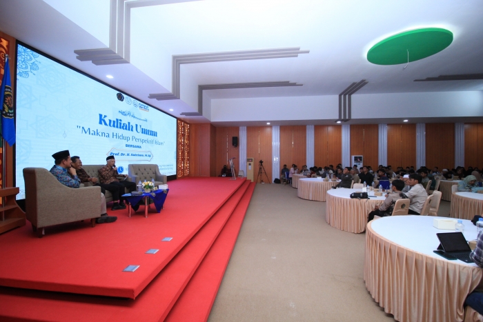 Kuliah Umum: Perspektif Islam tentang Makna Hidup Bersama Prof. Dr. H. Sutrisno, M.Ag.