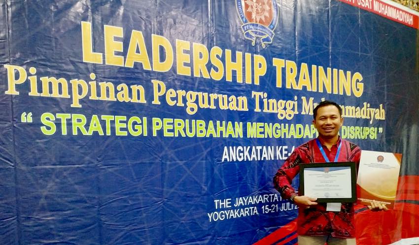 Warek UNIMUDA Raih Penghargaan “Terajin” dari Diktilitbang