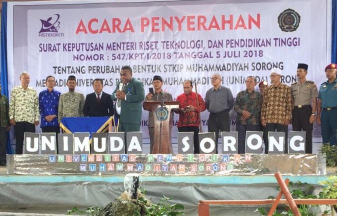 Kemenristekdikti Resmi serahkan SK UNIMUDA Sorong